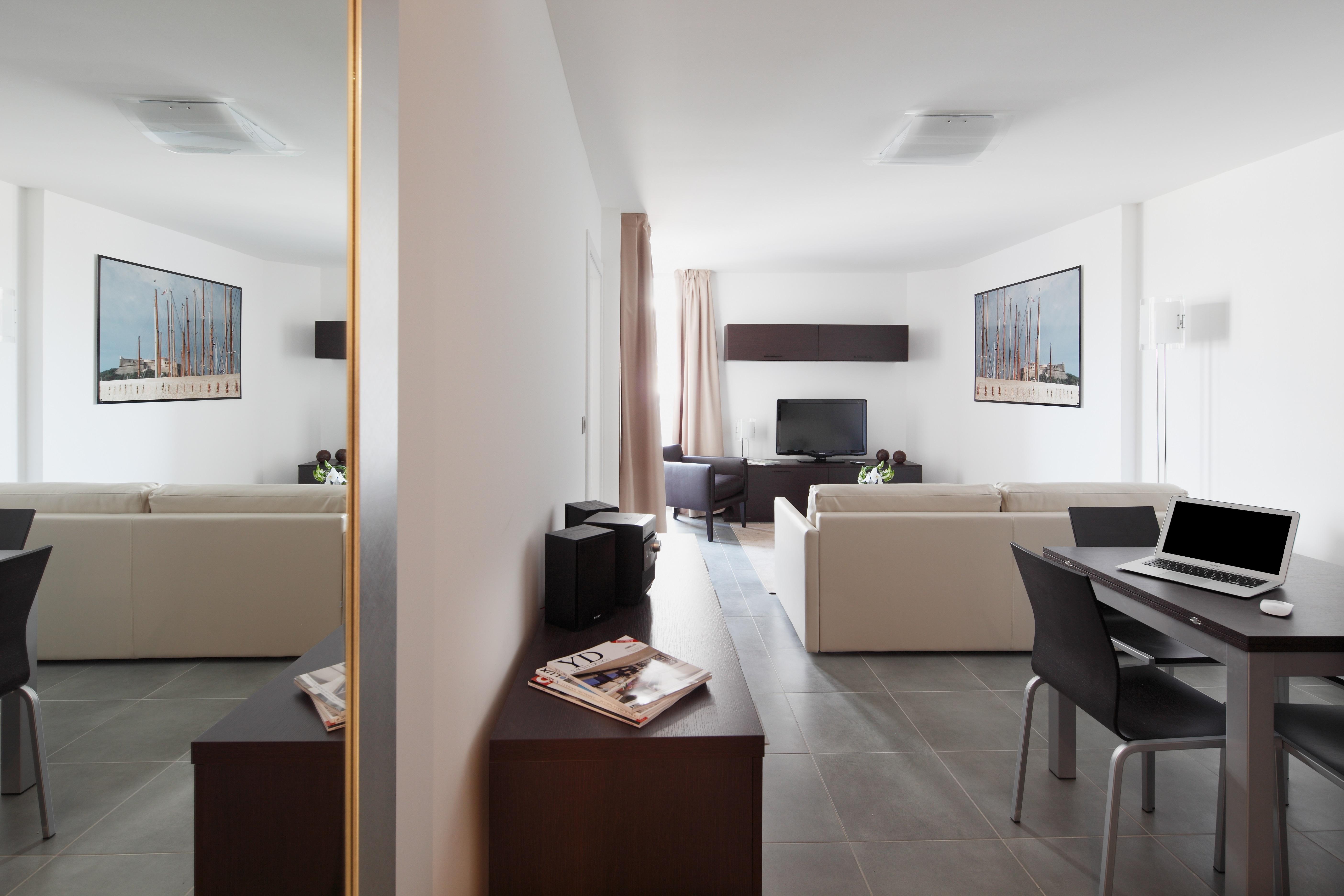 Royal Antibes - Luxury Hotel, Residence, Beach & Spa Eksteriør billede